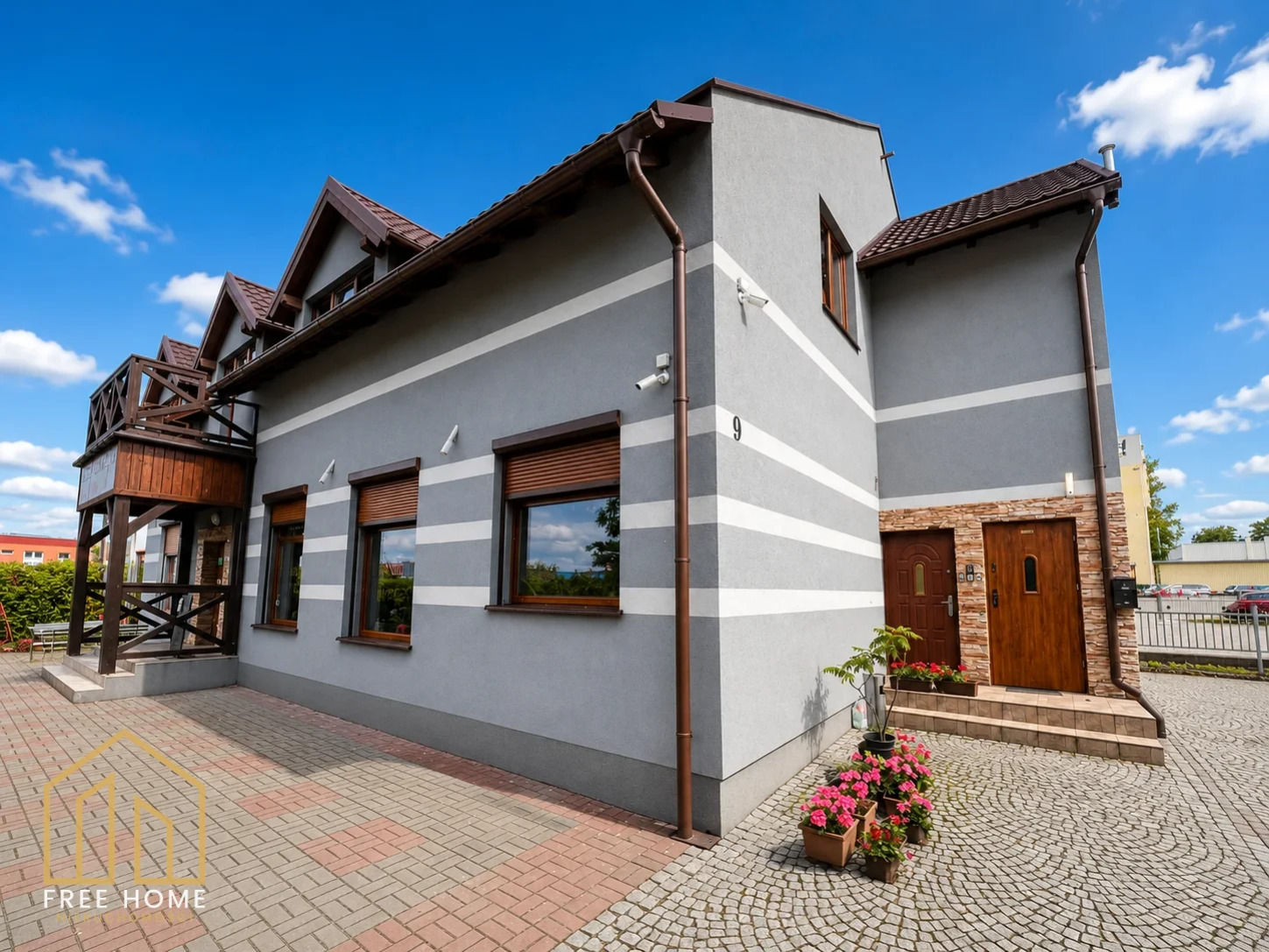 Lokal z salą bankietową i częścią hotelową w Głogowie